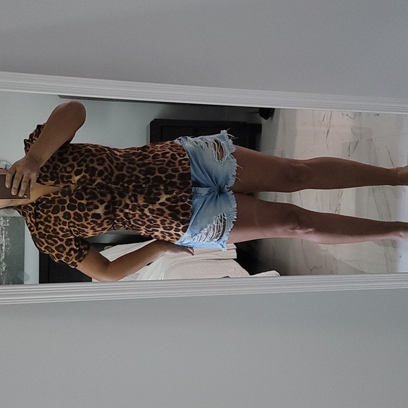 Express Design Studio leopard Print blouse Size S - Picture 1 of 7